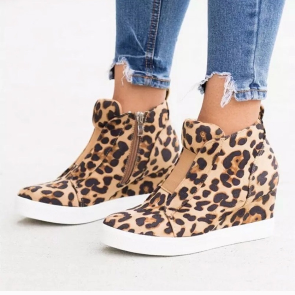 Ccocci Cheetah/Leopard Ankle Wedge Sneakers/Boots